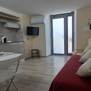 Casa vacanze Casa Ninni Nanni, Aeroporto di Catania Fontana Rossa